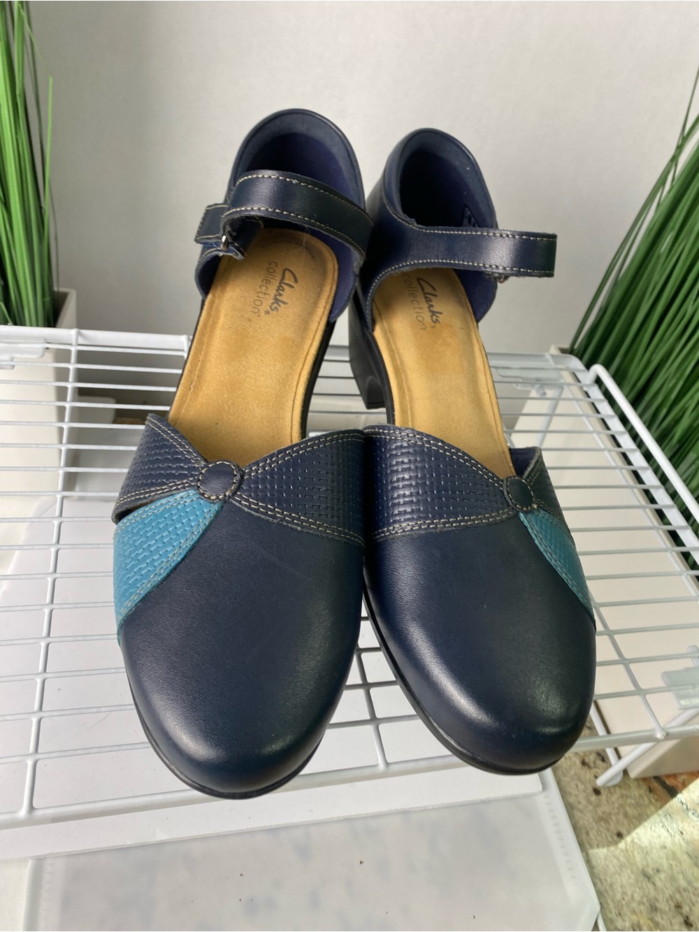Clarks Emily Rae Pumps Navy with Teal